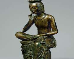You can also see Pensive Bodhisattva which is from the early seventh century. An Incense Burner of the 12th century is also kept in the museum.